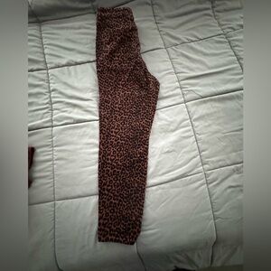 Loft leopard corduroy skinny pants.  Curvy fit with stretch.